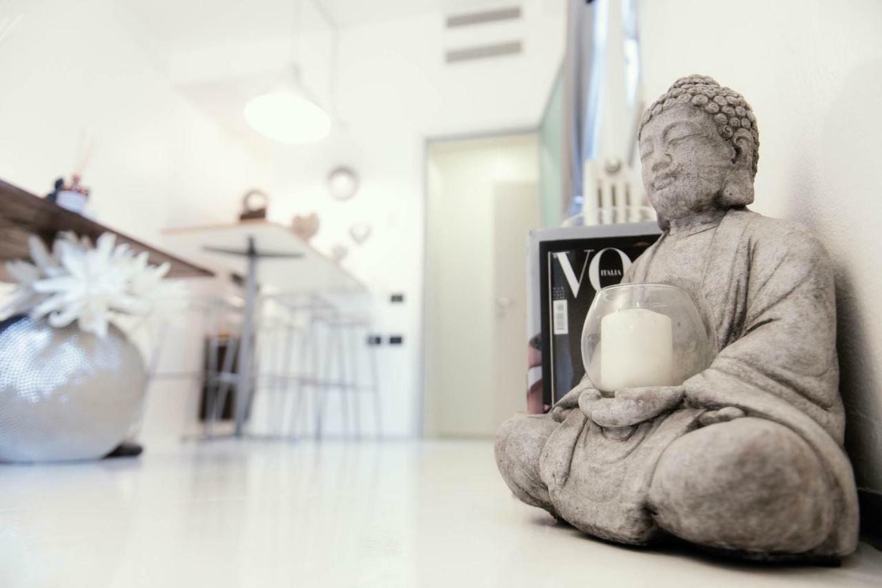 Giovio Loft - The House Of Travelers Apartment Como Exterior photo
